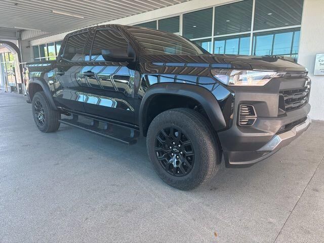 2023 CHEVROLET Colorado