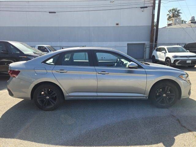 2023 VOLKSWAGEN Jetta