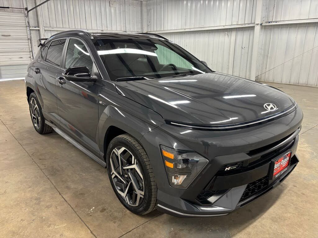 2024 HYUNDAI Kona