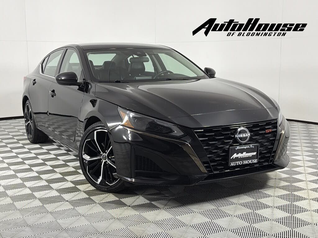 2023 NISSAN Altima