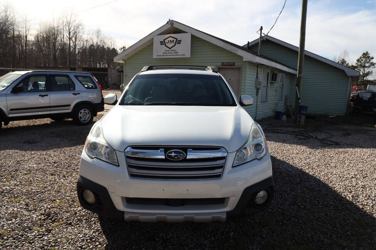 2013 SUBARU Outback