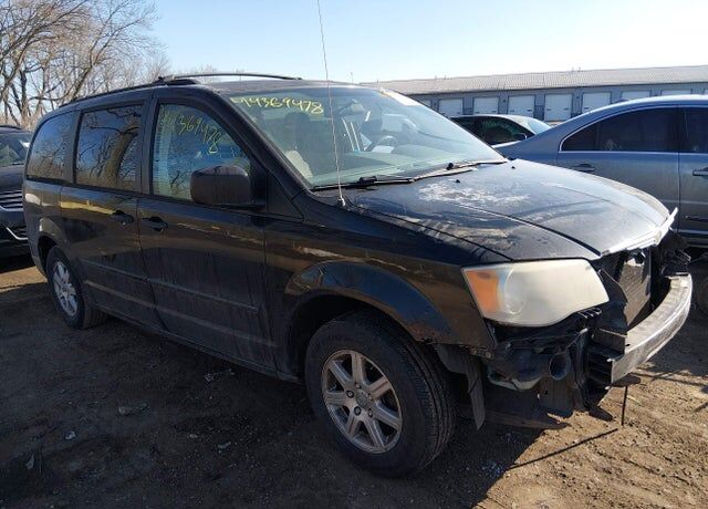 2008 CHRYSLER Town and Country