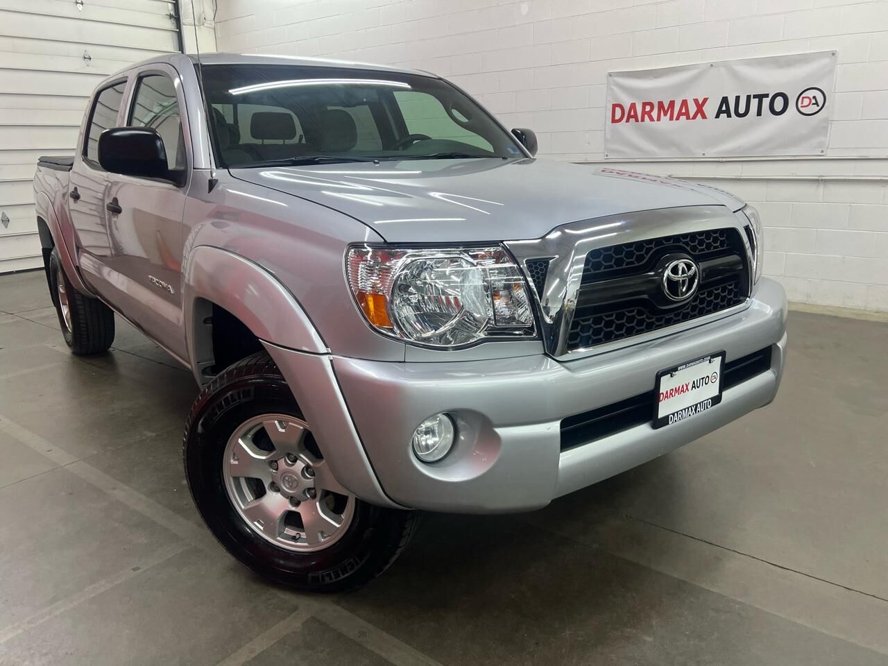2011 TOYOTA Tacoma