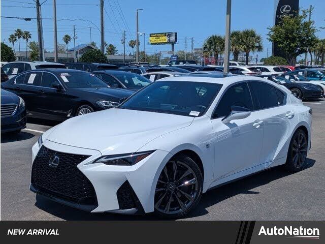 2023 LEXUS IS