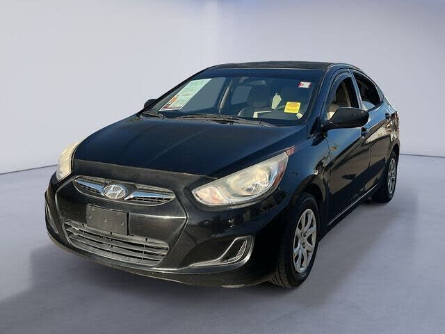 2012 HYUNDAI Accent