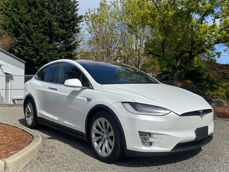2016 TESLA Model X