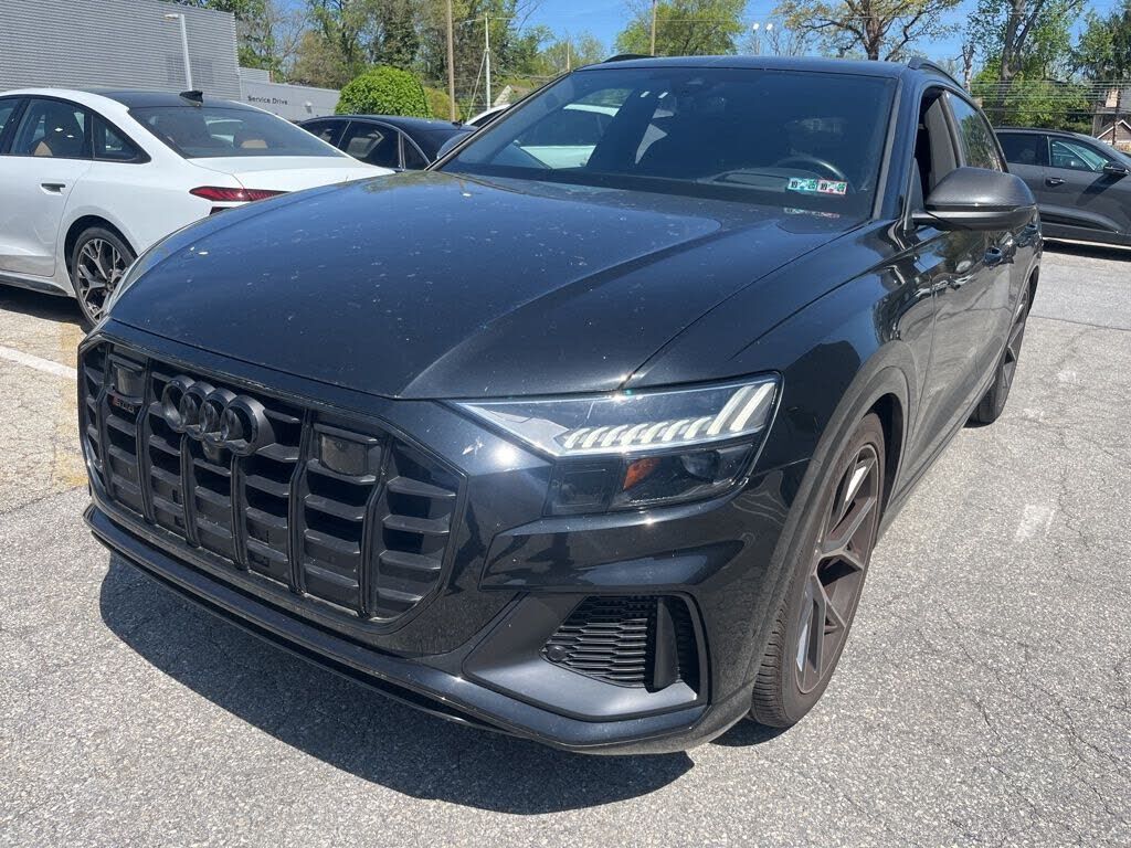 2022 AUDI SQ8