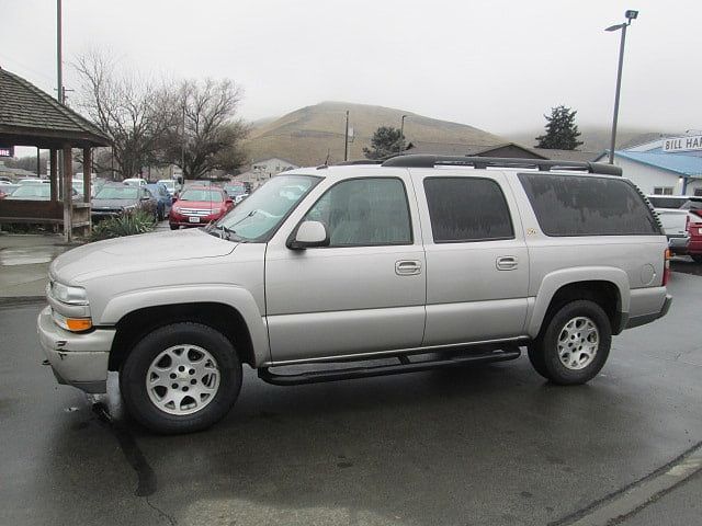 2004 CHEVROLET Suburban