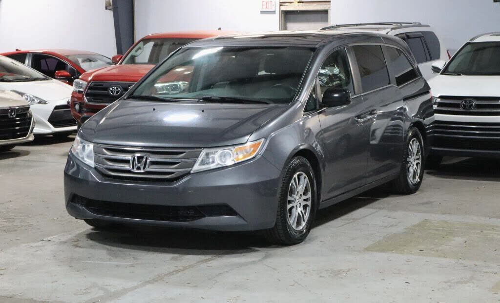2013 HONDA Odyssey