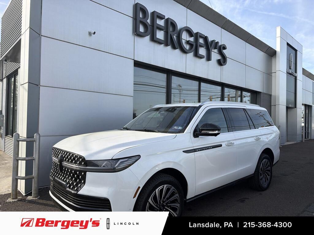 2025 LINCOLN Navigator