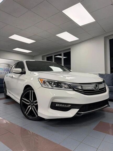2017 HONDA Accord