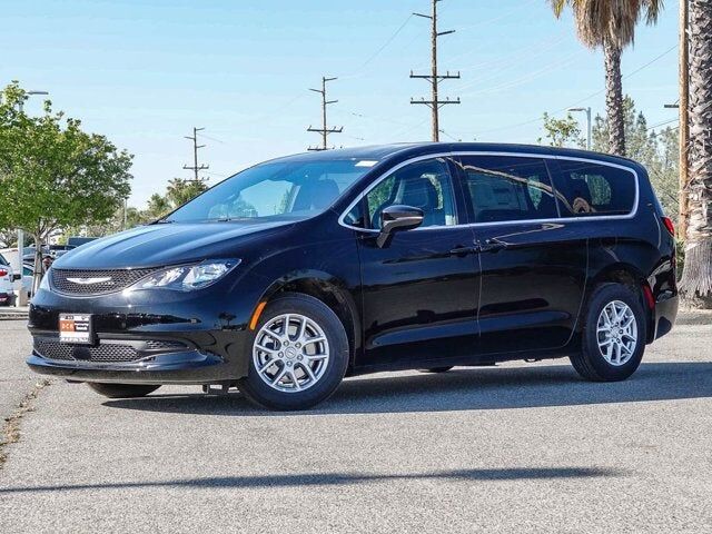 2026 CHRYSLER Voyager