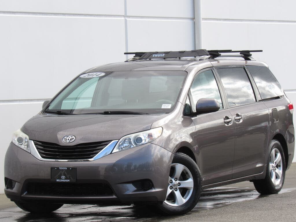 2014 TOYOTA Sienna