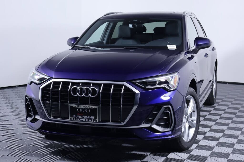 2023 AUDI Q3