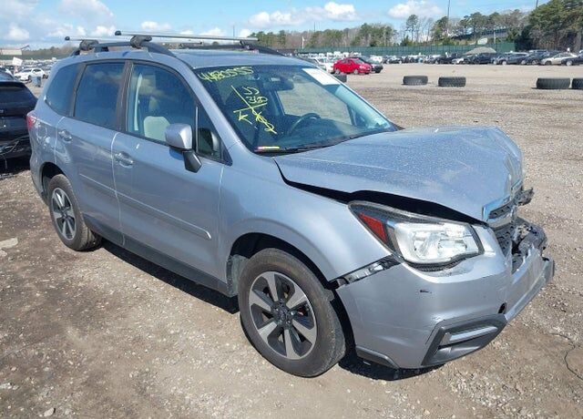 2018 SUBARU Forester