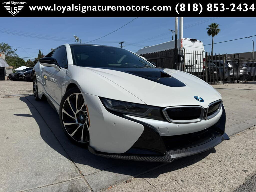 2016 BMW i8