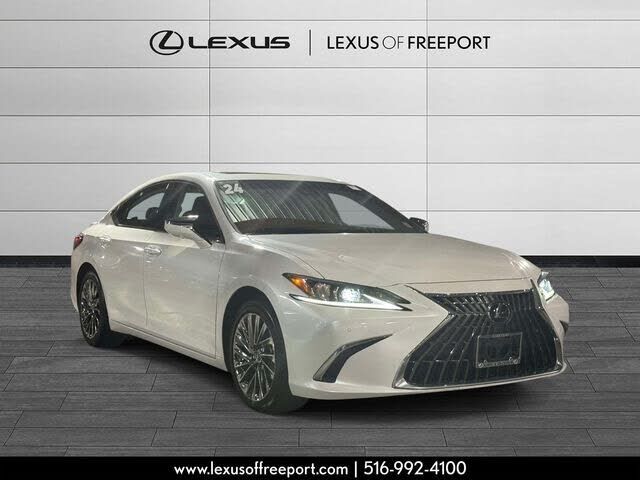 2024 LEXUS ES