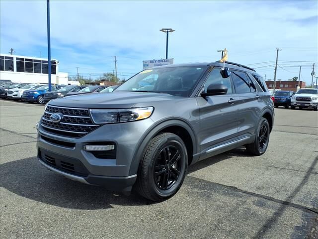 2023 FORD Explorer
