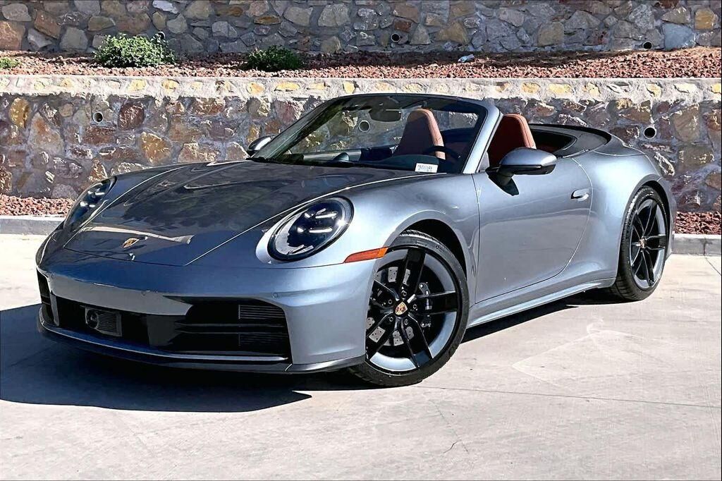2026 PORSCHE 911