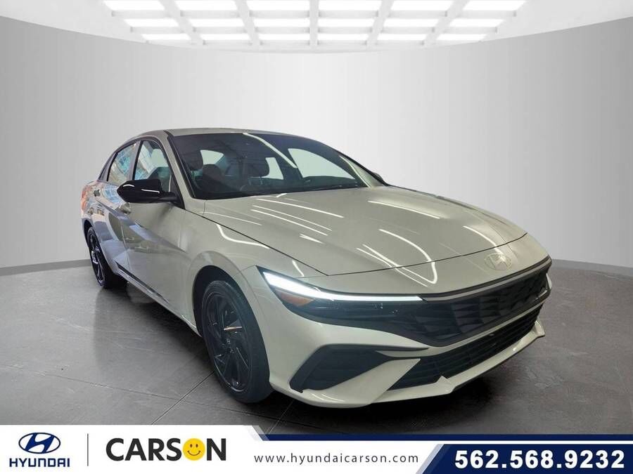 2026 HYUNDAI Elantra