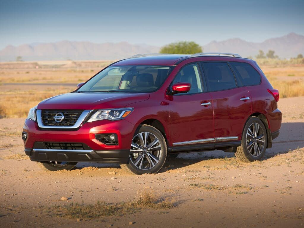 2017 NISSAN Pathfinder