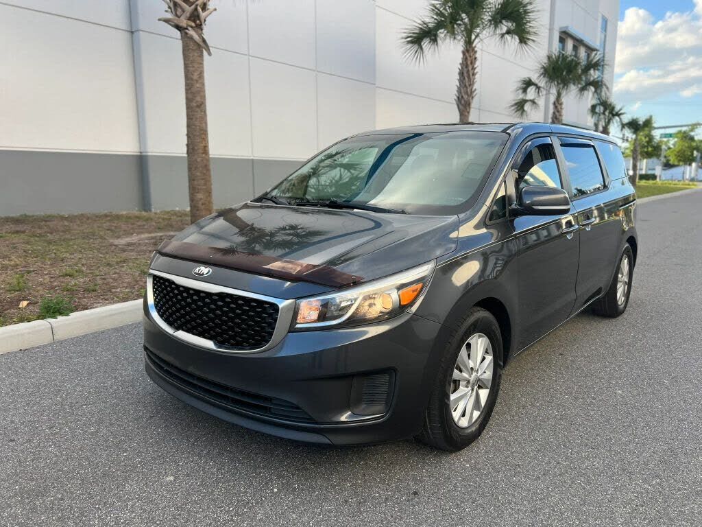 2017 KIA Sedona