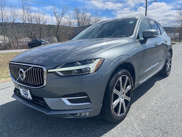 2020 VOLVO XC60