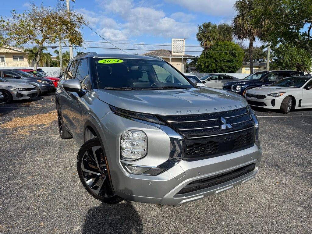 2024 MITSUBISHI Outlander