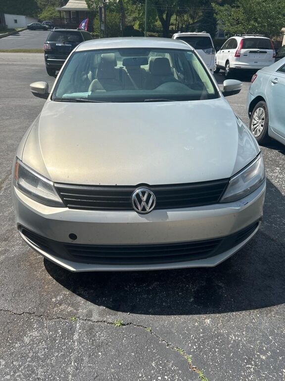 2012 VOLKSWAGEN Jetta