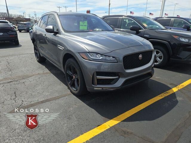 2019 JAGUAR F-Pace
