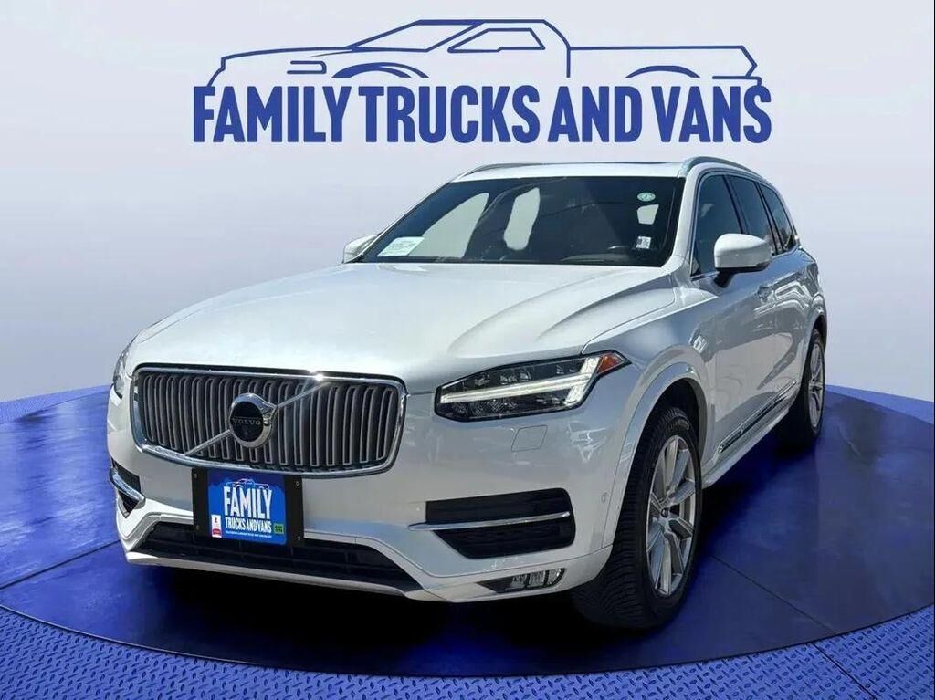 2018 VOLVO XC90