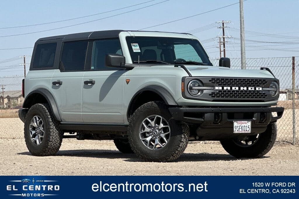 2024 FORD Bronco