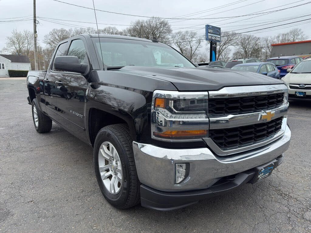 2017 CHEVROLET Silverado