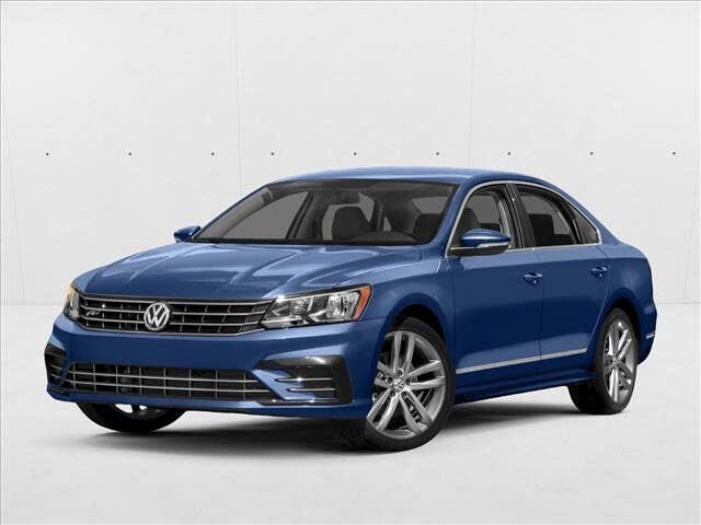 2017 VOLKSWAGEN Passat