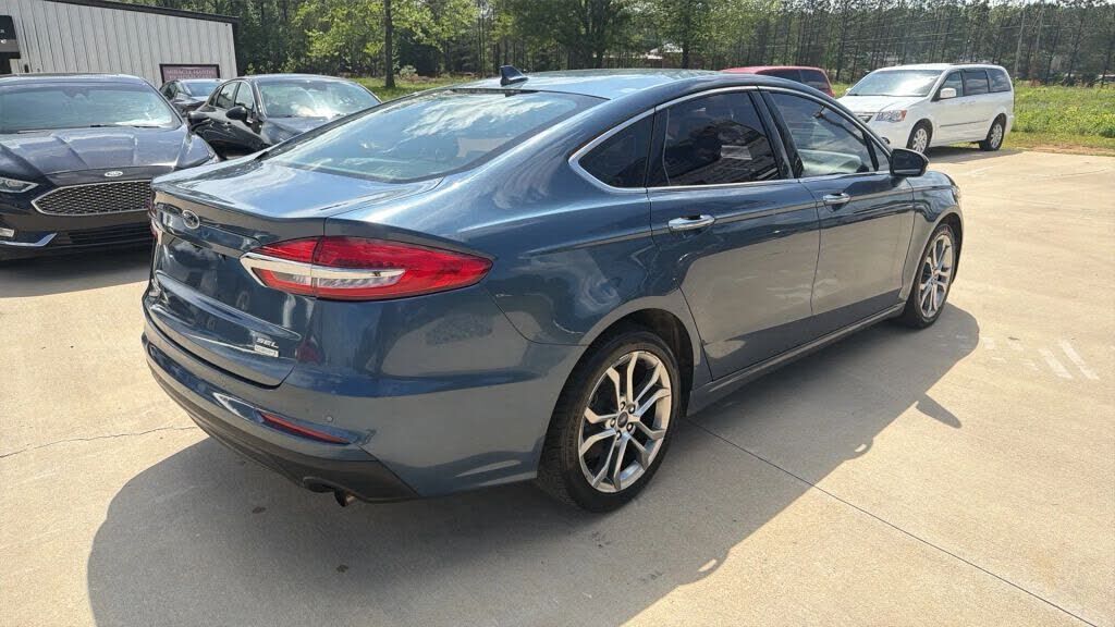 2019 FORD Fusion