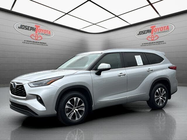 2023 TOYOTA Highlander