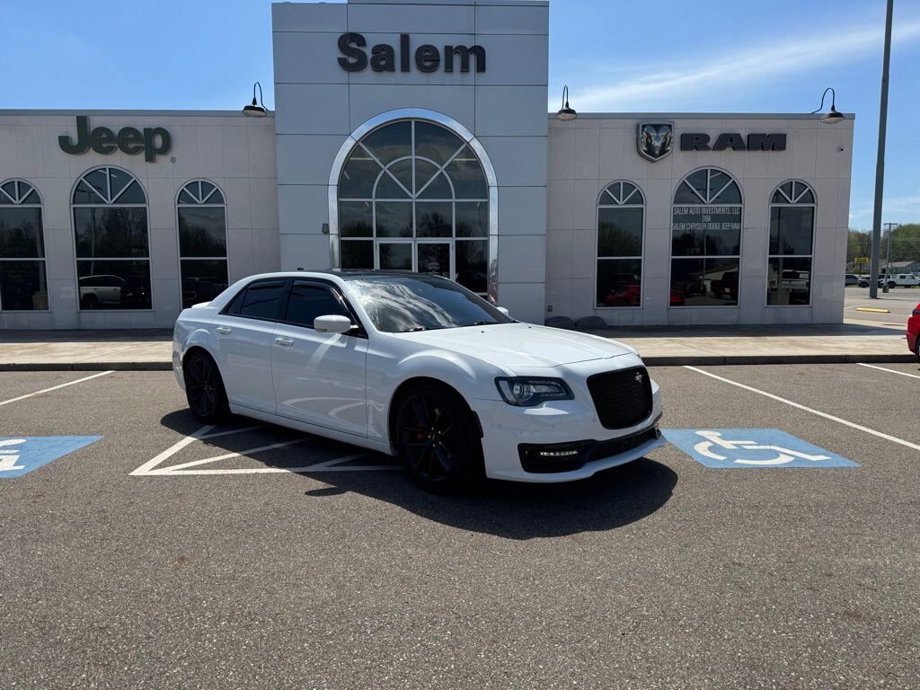 2023 CHRYSLER 300