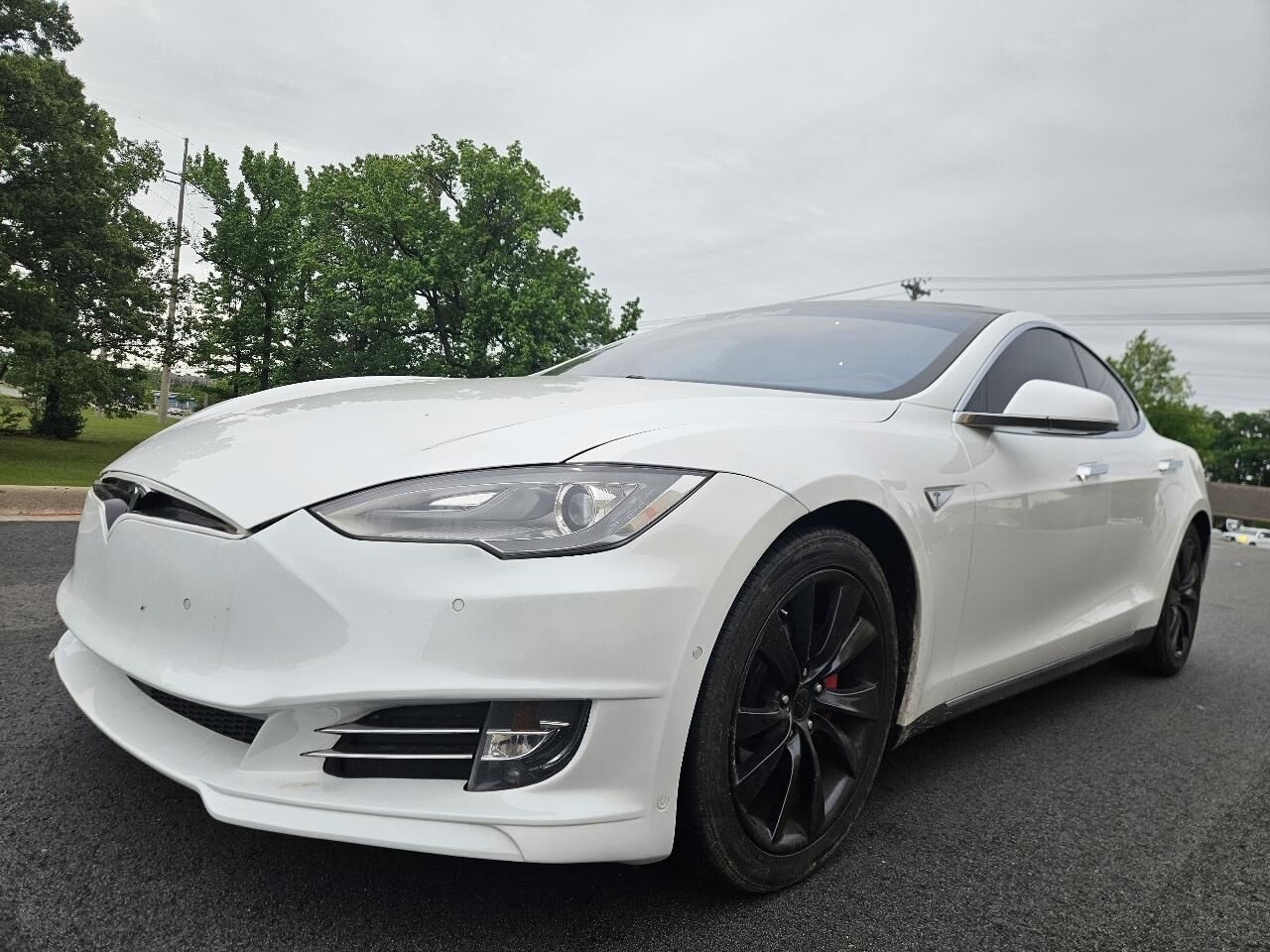 2016 TESLA Model S