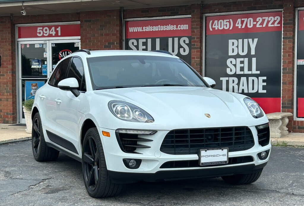 2015 PORSCHE Macan