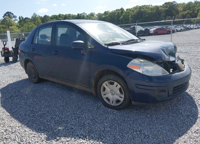 2010 NISSAN Versa