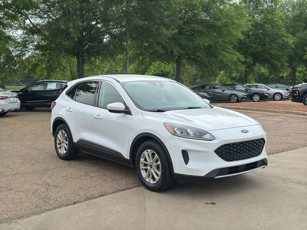2021 FORD Escape