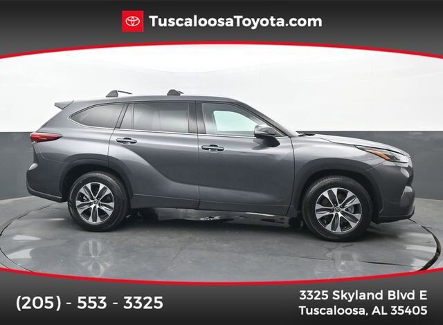 2022 TOYOTA Highlander