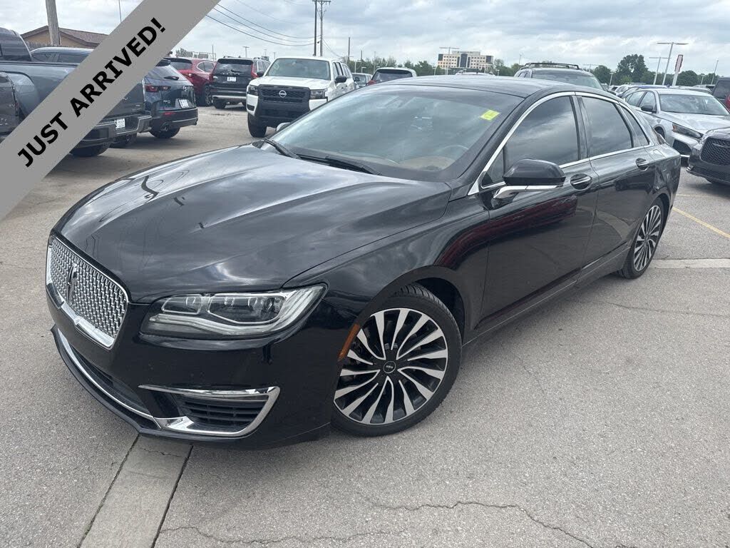 2017 LINCOLN MKZ