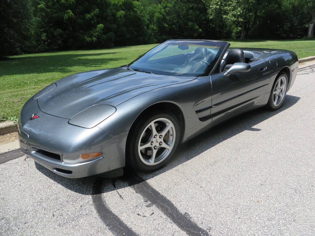 2004 CHEVROLET Corvette