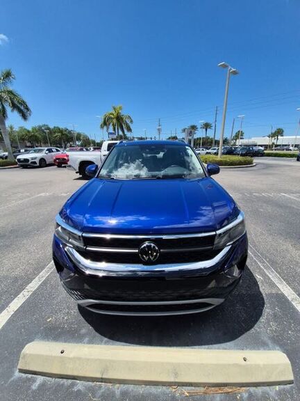 2024 VOLKSWAGEN Taos