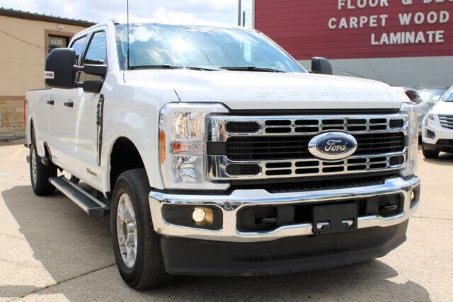 2025 FORD F-250