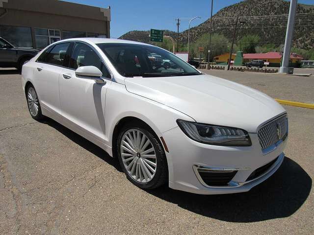 2017 LINCOLN MKZ