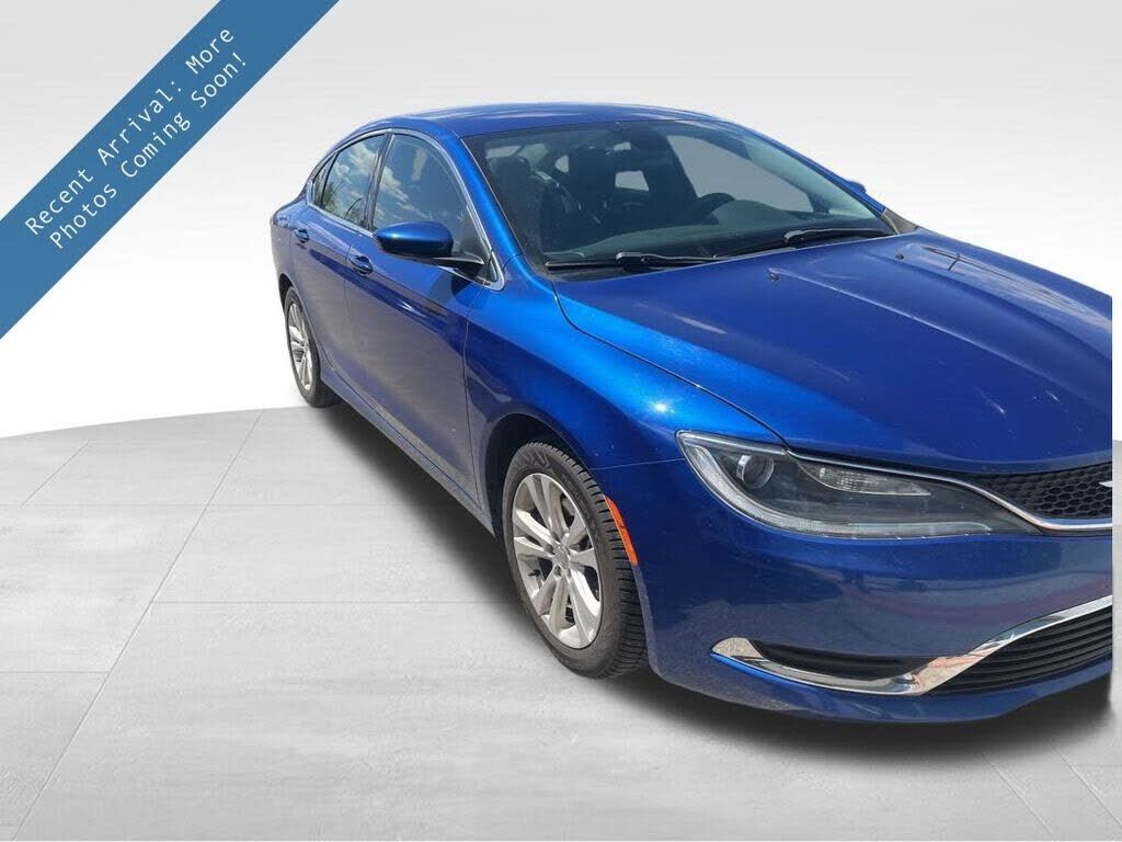 2016 CHRYSLER 200