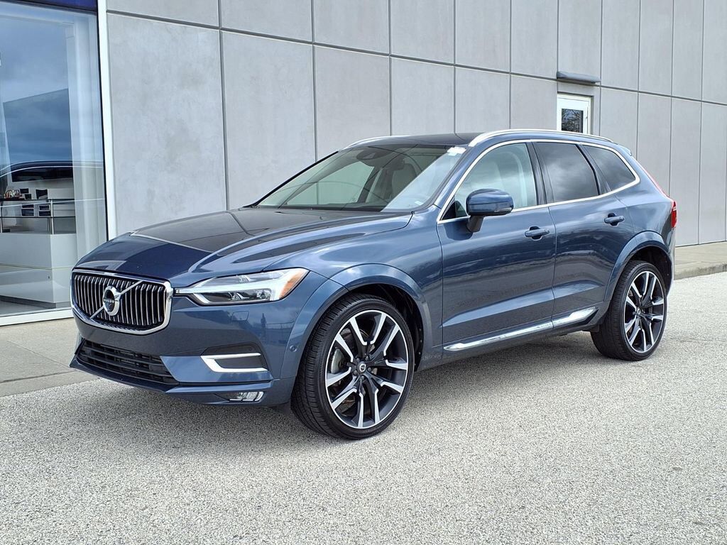 2020 VOLVO XC60