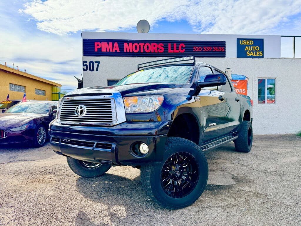 2010 TOYOTA Tundra